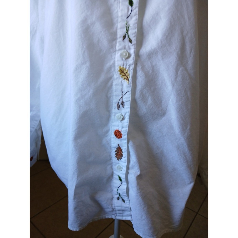 Cherokee Woman 22W White Cotton Embroidered Fall Leaves Button Down Shirt Casual - Picture 10 of 16